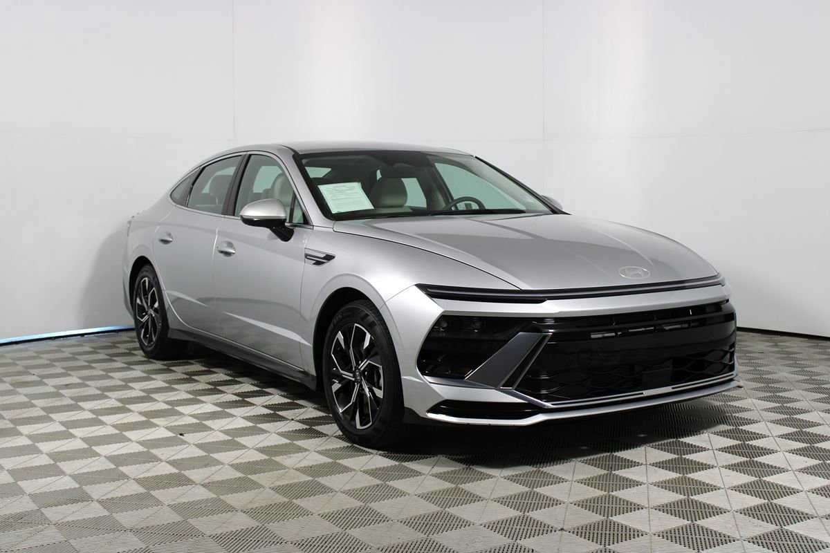 Used 2025 Hyundai Sonata SEL FWD image 19