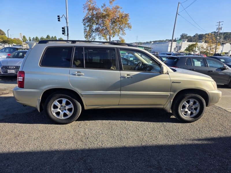Used 2003 Toyota Highlander Limited image 1