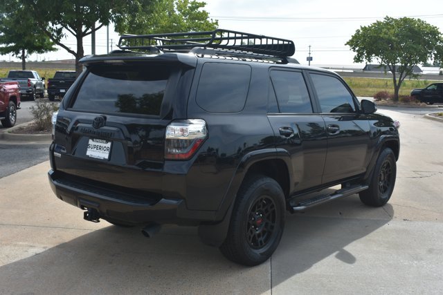 Used 2021 Toyota 4Runner Venture w/ Moonroof Package AWD/4WD image 5