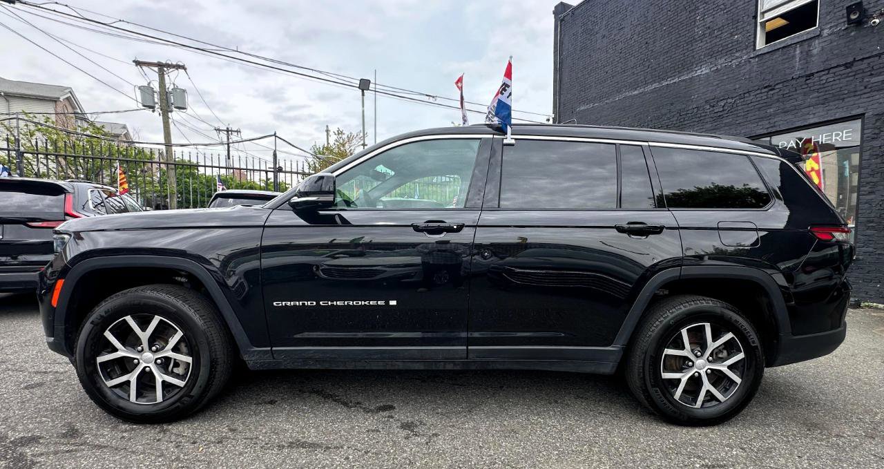 Used 2024 Jeep Grand Cherokee L Limited w/ Luxury Tech Group II AWD/4WD image 4