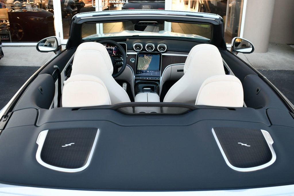 Used 2025 Mercedes-Benz CLE 300 4MATIC Cabriolet image 57