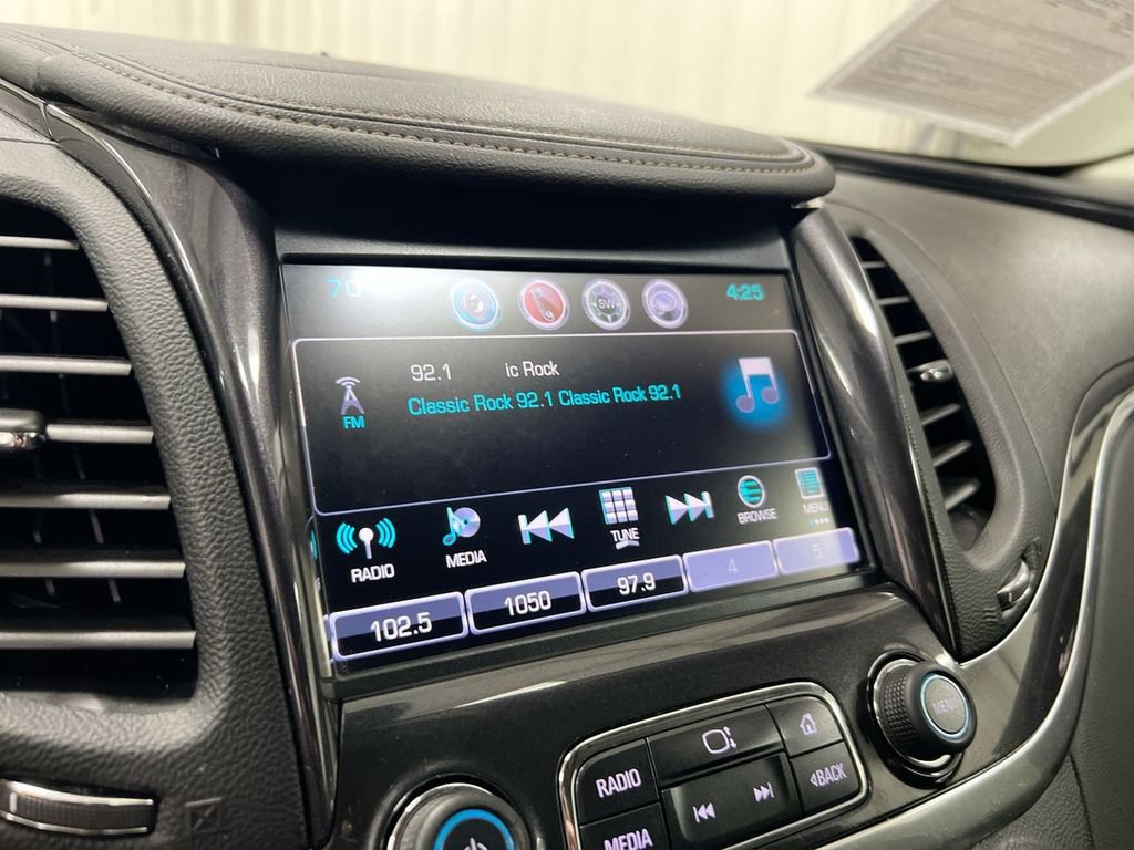 Used 2017 Chevrolet Impala LT image 14