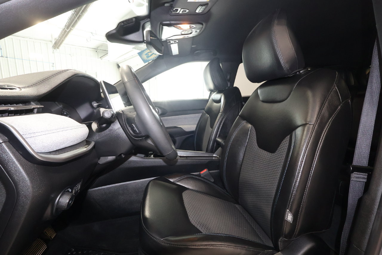 Used 2023 Jeep Compass Latitude w/ Convenience Group AWD/4WD image 22