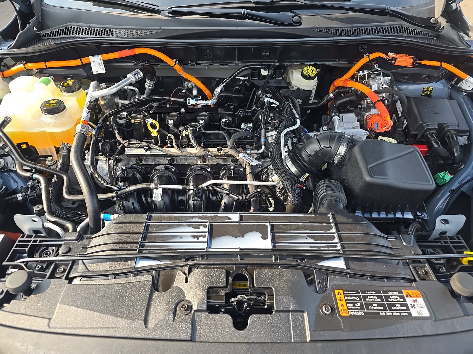 Used 2025 Ford Escape SE FWD image 16