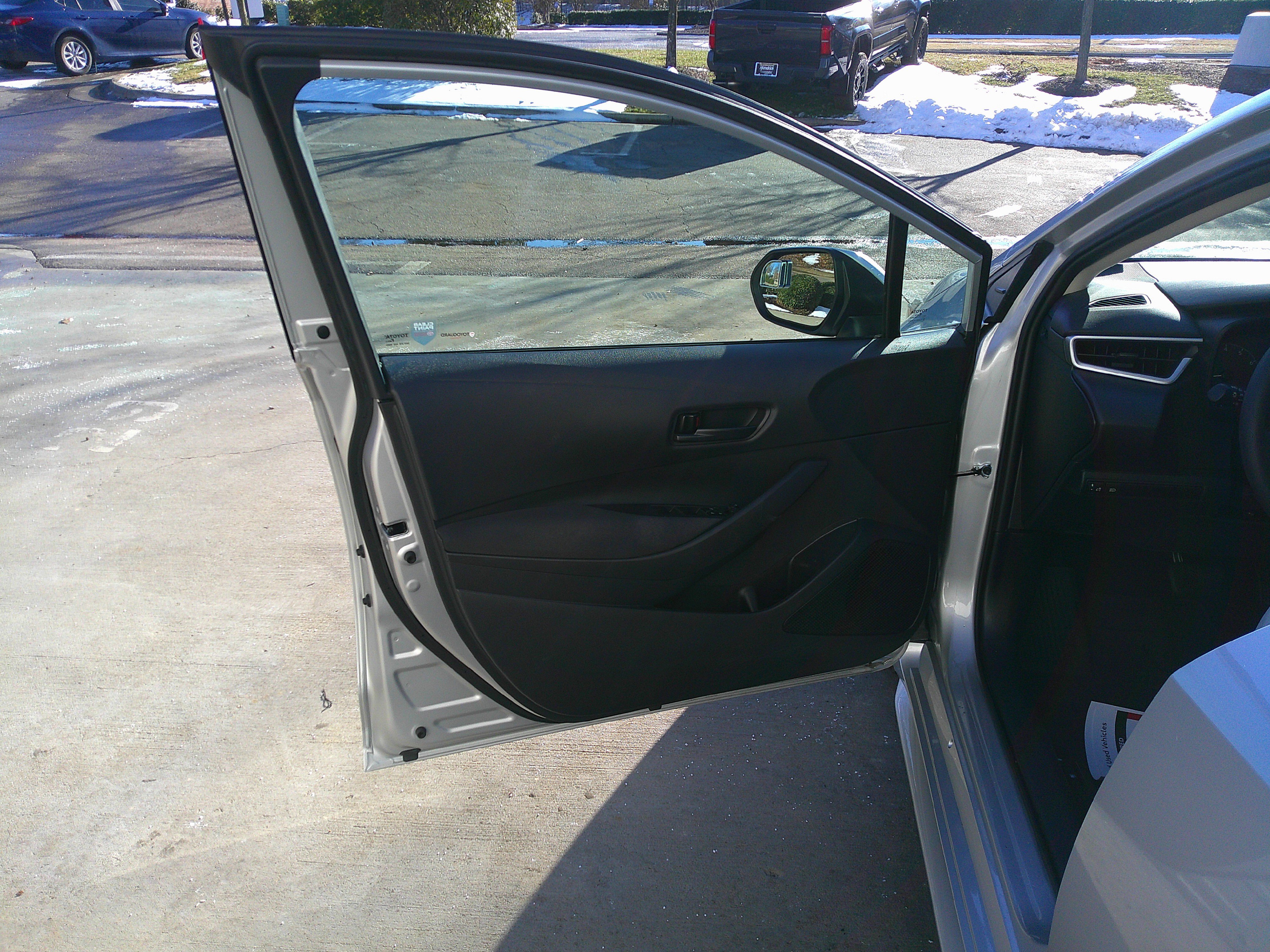 Used 2024 Toyota Corolla LE image 19