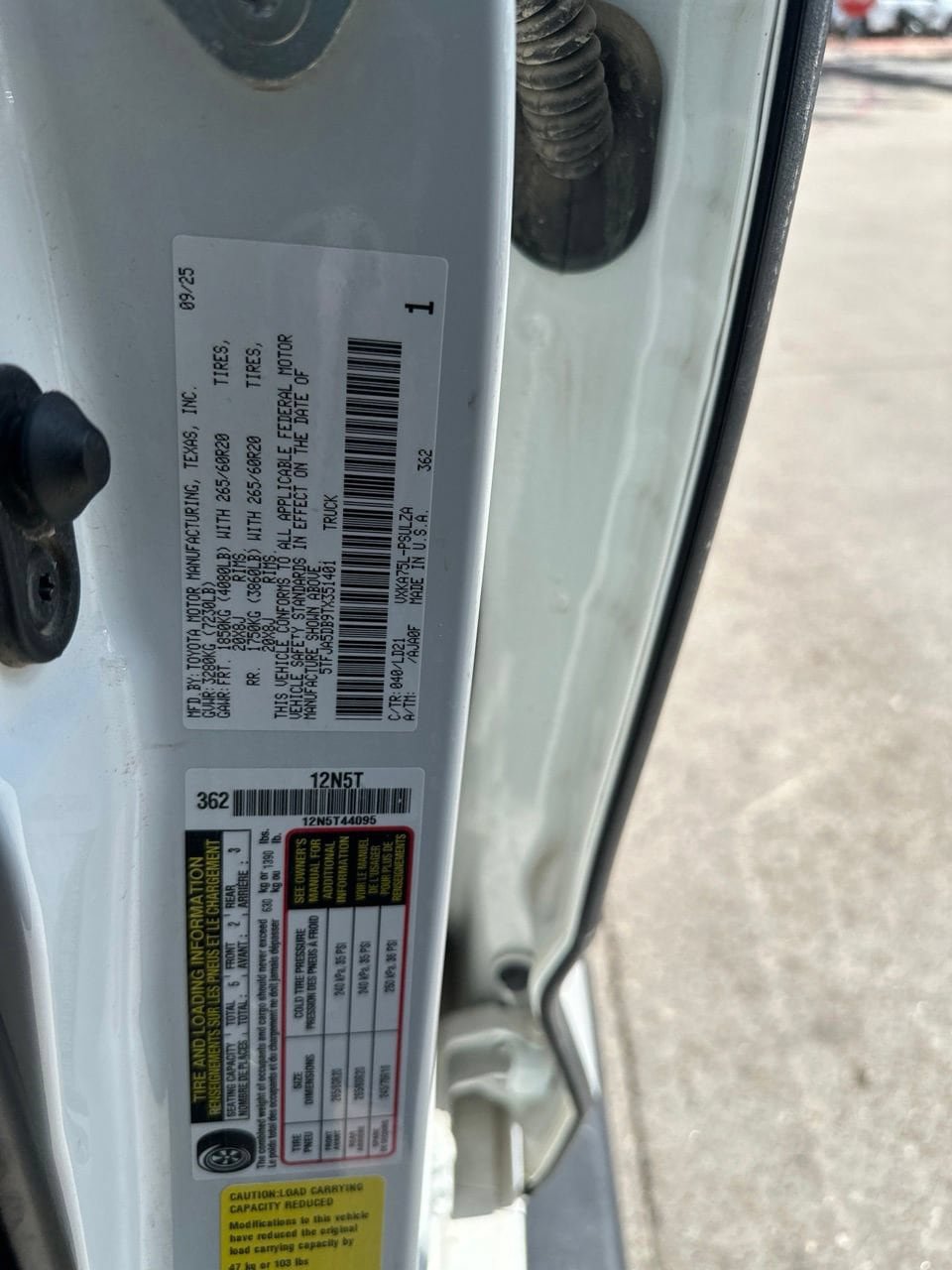 Used 2026 Toyota Tundra Limited w/ Power Package AWD/4WD image 29