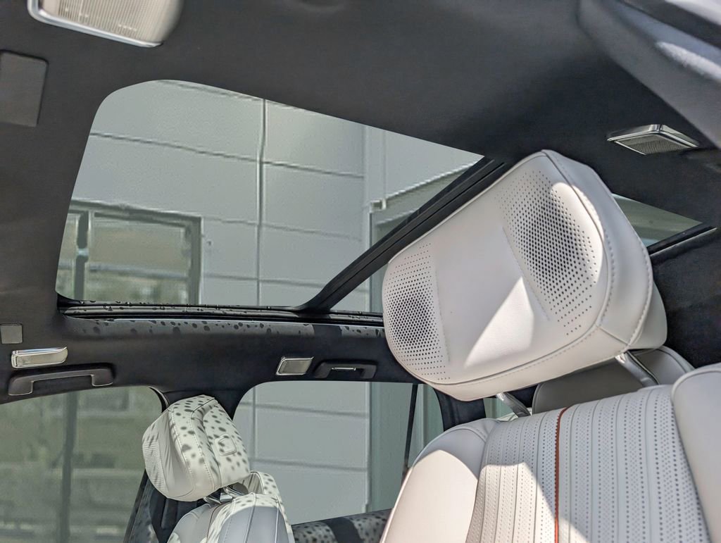 New 2026 Cadillac Vistiq Sport AWD/4WD image 13
