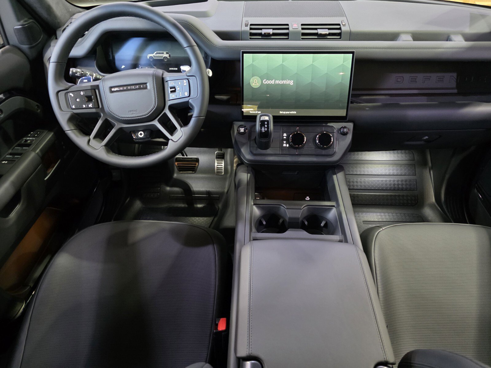 New 2026 Land Rover Defender 110 OCTA image 4