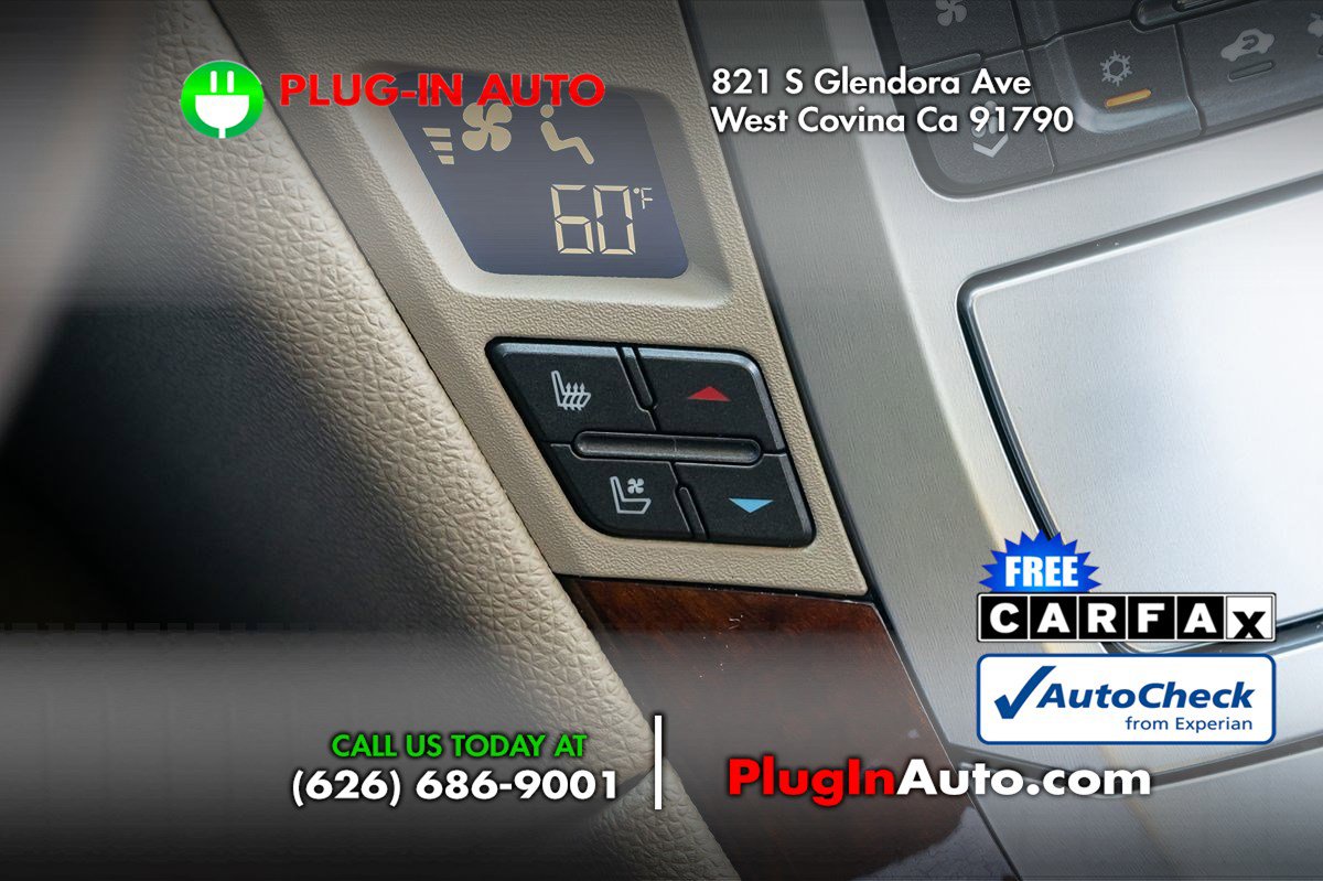 Used 2008 Cadillac CTS 3.6 w/ Luxury Level Two Package RWD image 24