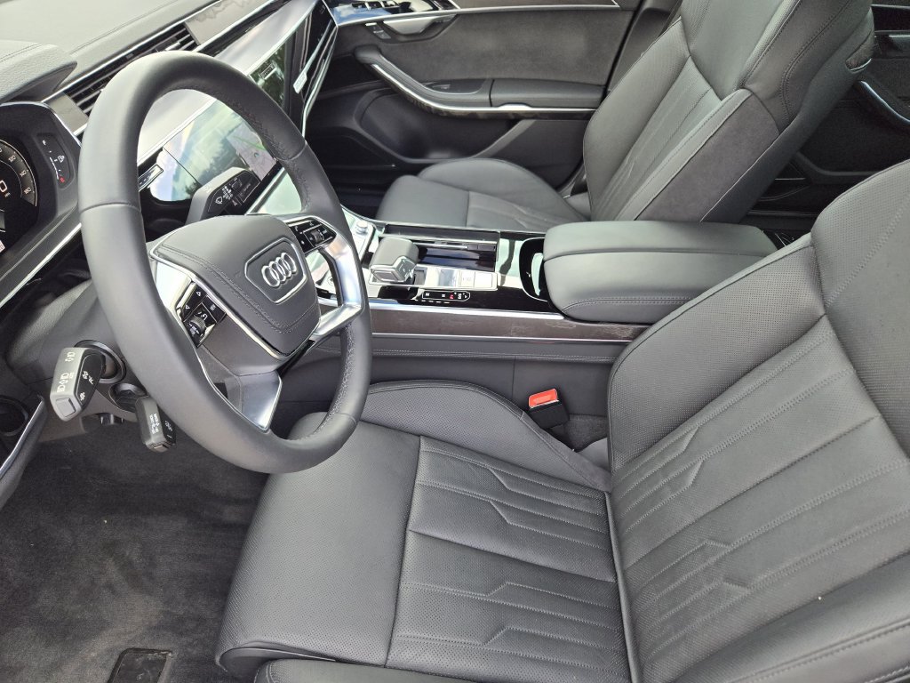 Certified 2025 Audi A8 L 3.0T AWD/4WD image 17