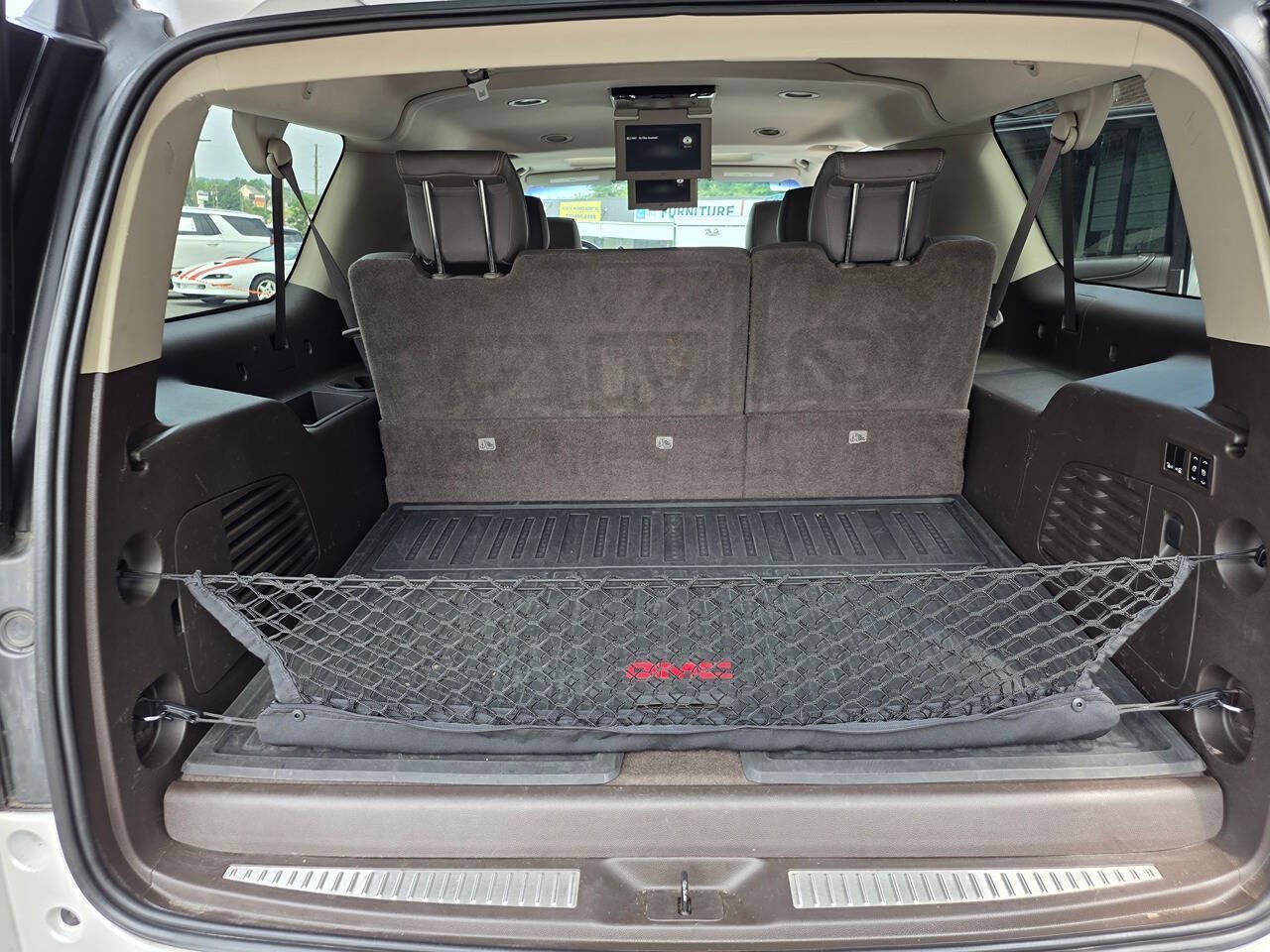 Used 2016 GMC Yukon XL Denali w/ Open Road Package RWD image 27