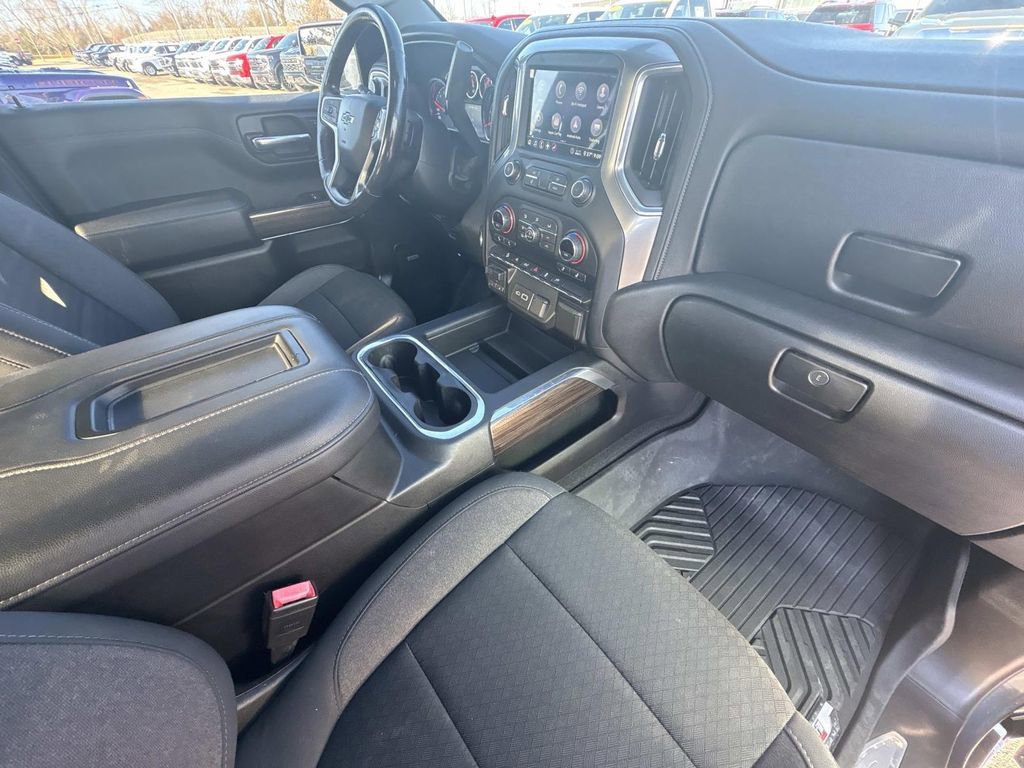 Used 2020 Chevrolet Silverado 1500 LT Trail Boss image 14