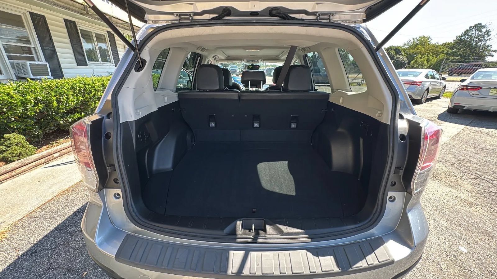 Used 2017 Subaru Forester 2.5i Limited w/ Popular Package #1 AWD/4WD image 17