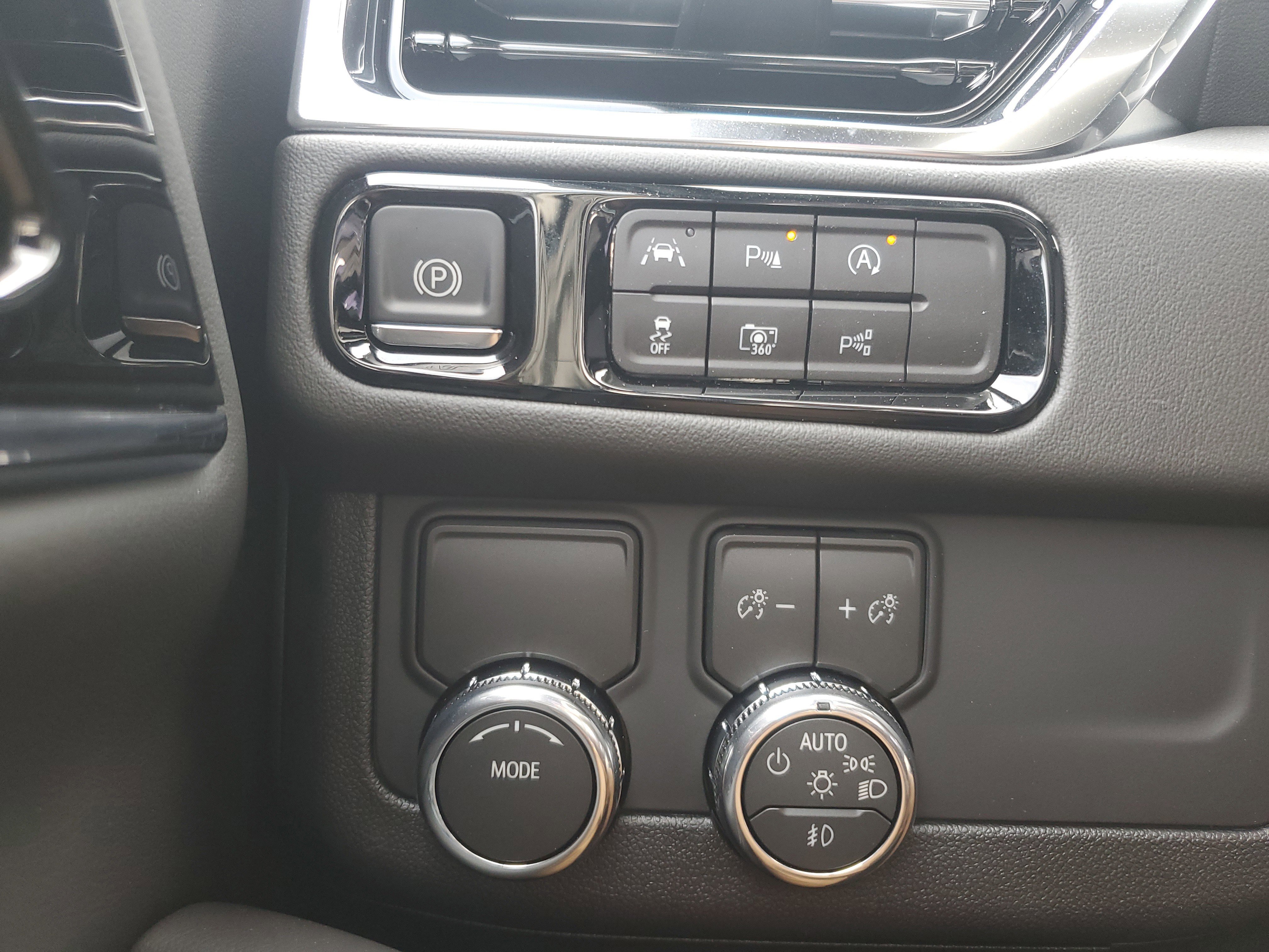 New 2026 GMC Yukon Elevation image 30