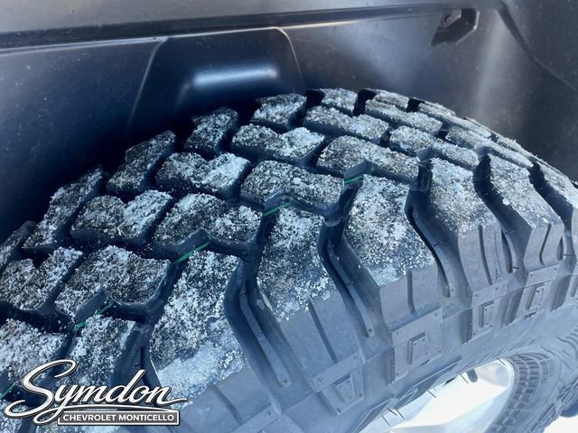 Used 2020 RAM 1500 Tradesman w/ Chrome Appearance Group image 12