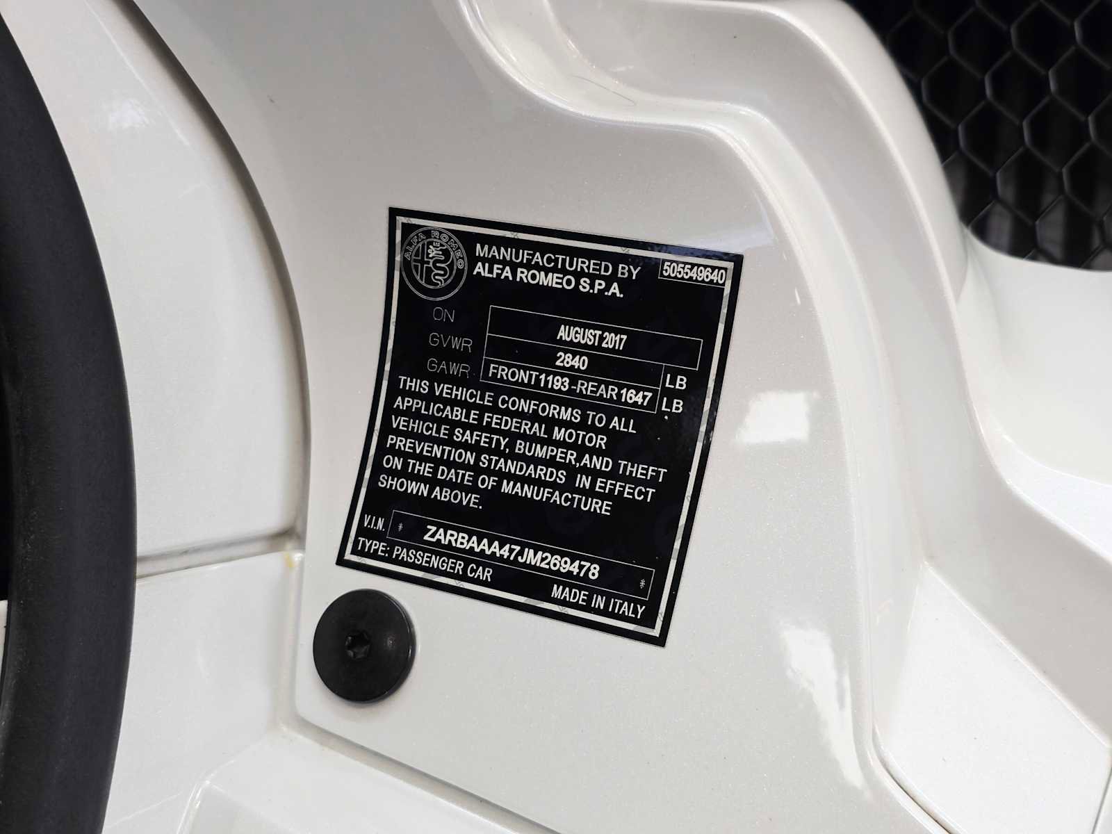 Used 2018 Alfa Romeo 4C Coupe w/ Convenience Group - Coupe image 28