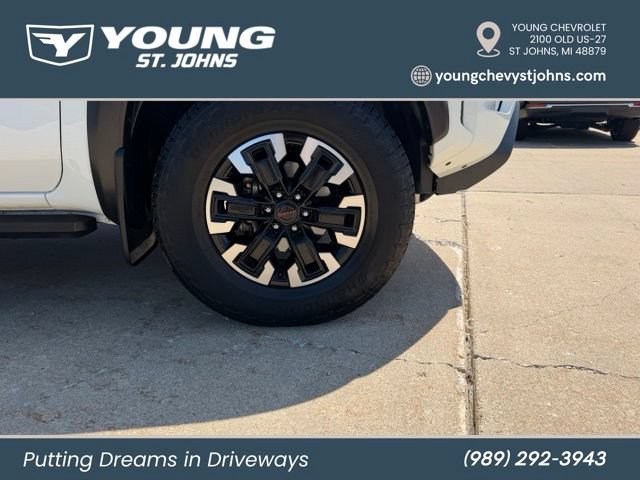 Used 2023 Nissan Frontier PRO-4X w/ Pro Convenience Package AWD/4WD image 10