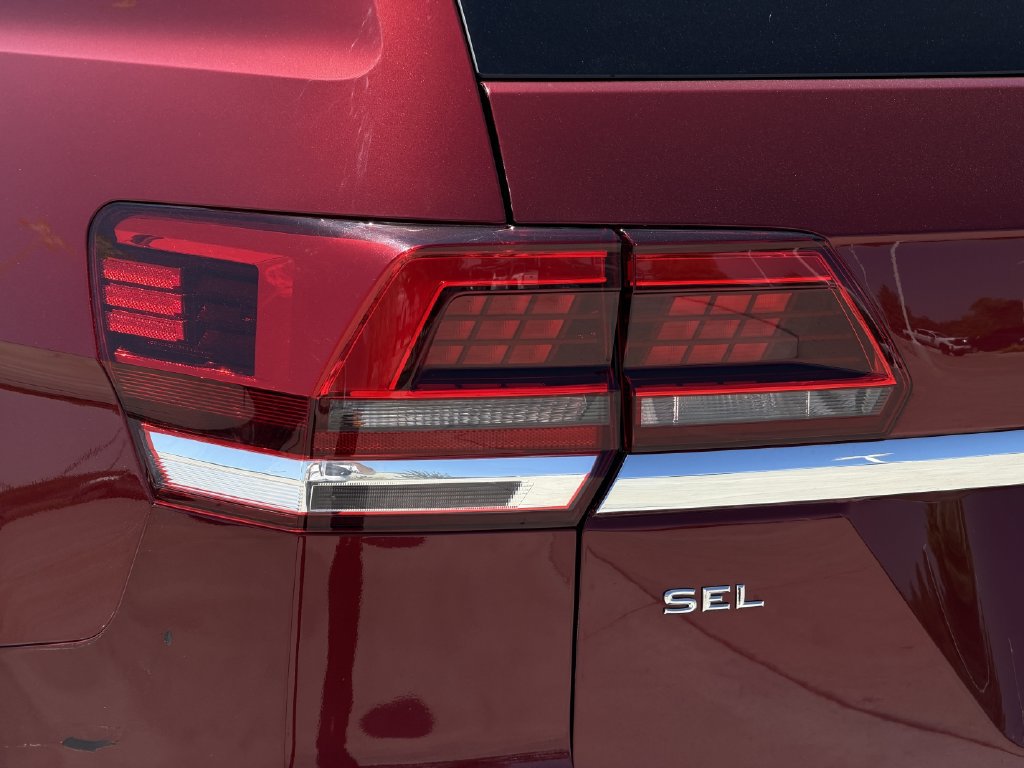 Used 2019 Volkswagen Atlas SEL R-Line FWD image 11