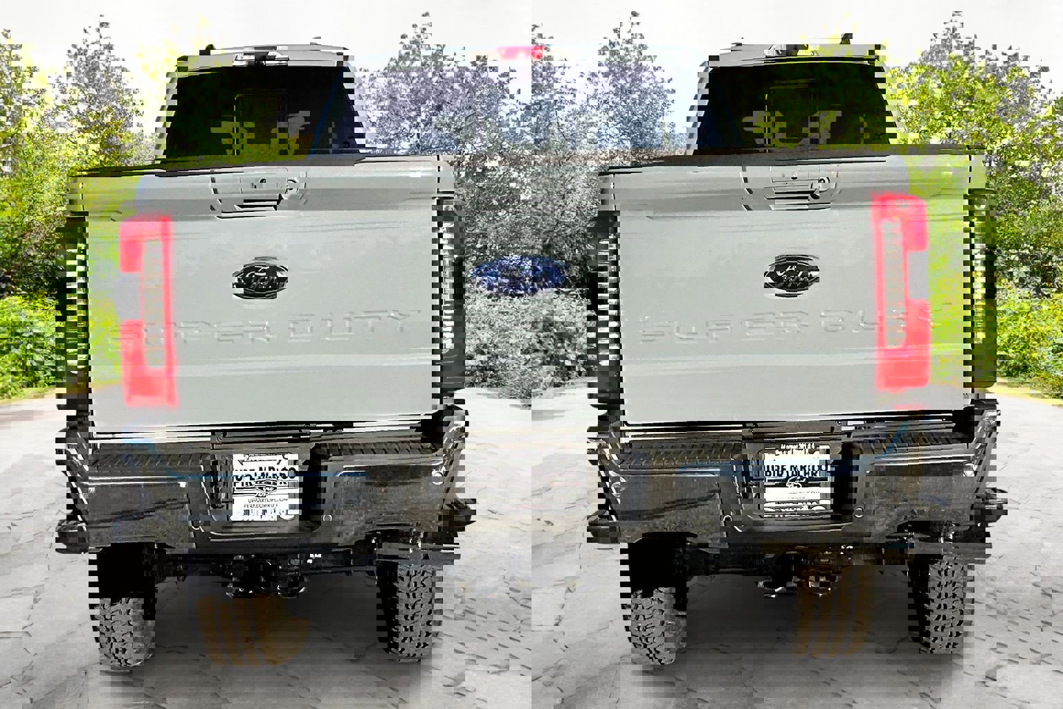 New 2026 Ford F350 Lariat w/ Lariat Ultimate Package image 4