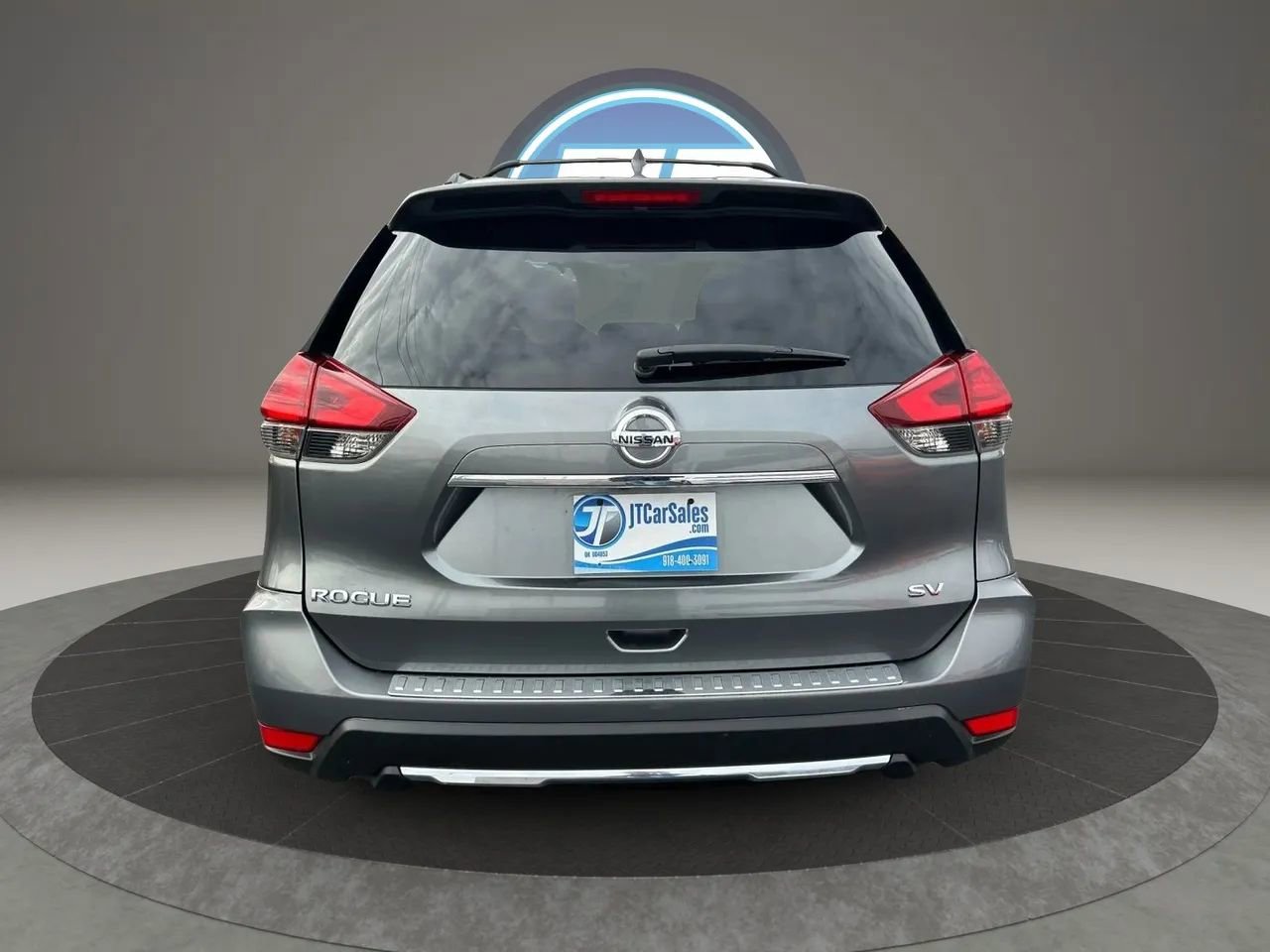 Used 2017 Nissan Rogue SV w/ Midnight Edition Package image 9