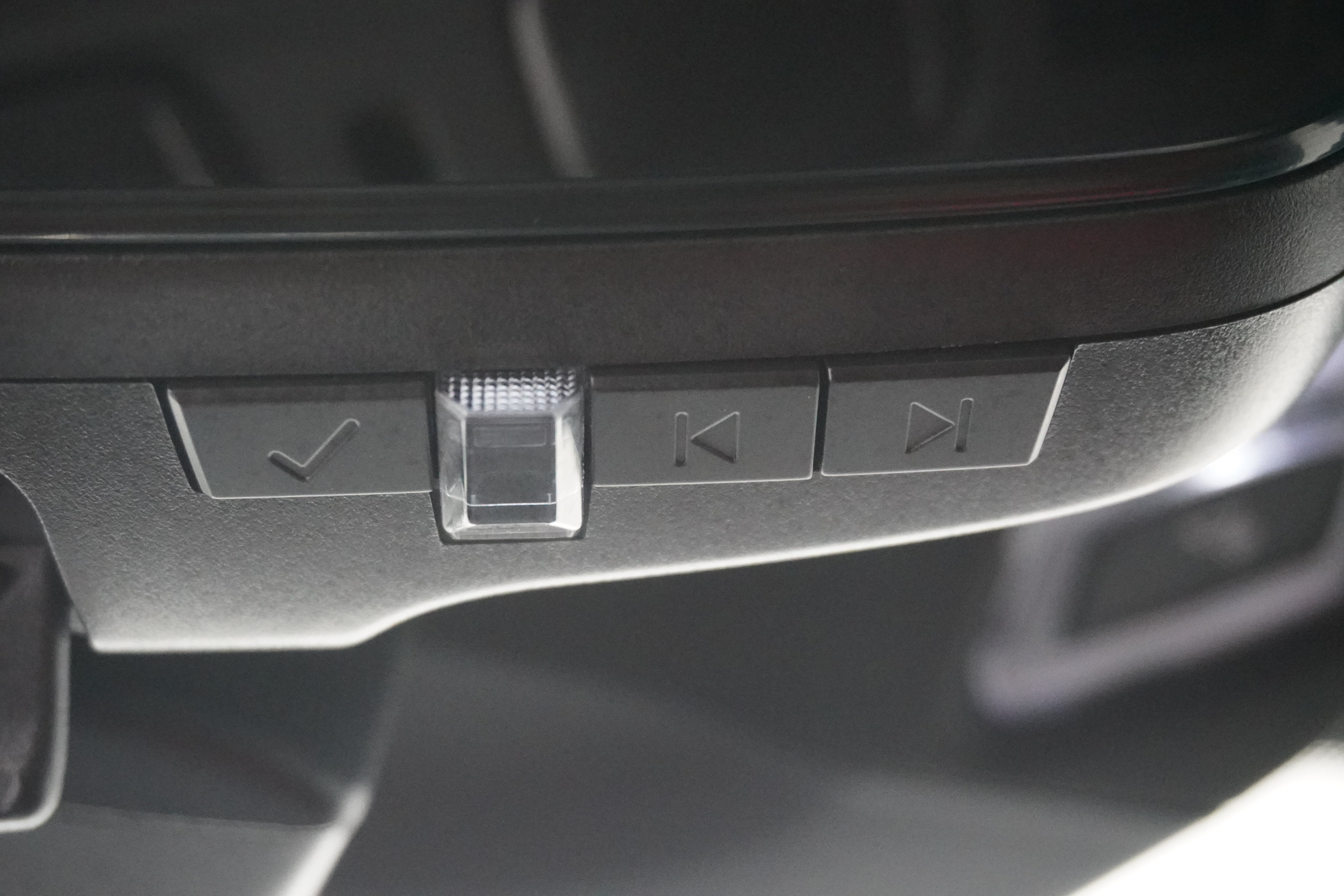 Used 2023 Chevrolet Corvette Stingray Convertible w/ 1LT RWD image 20