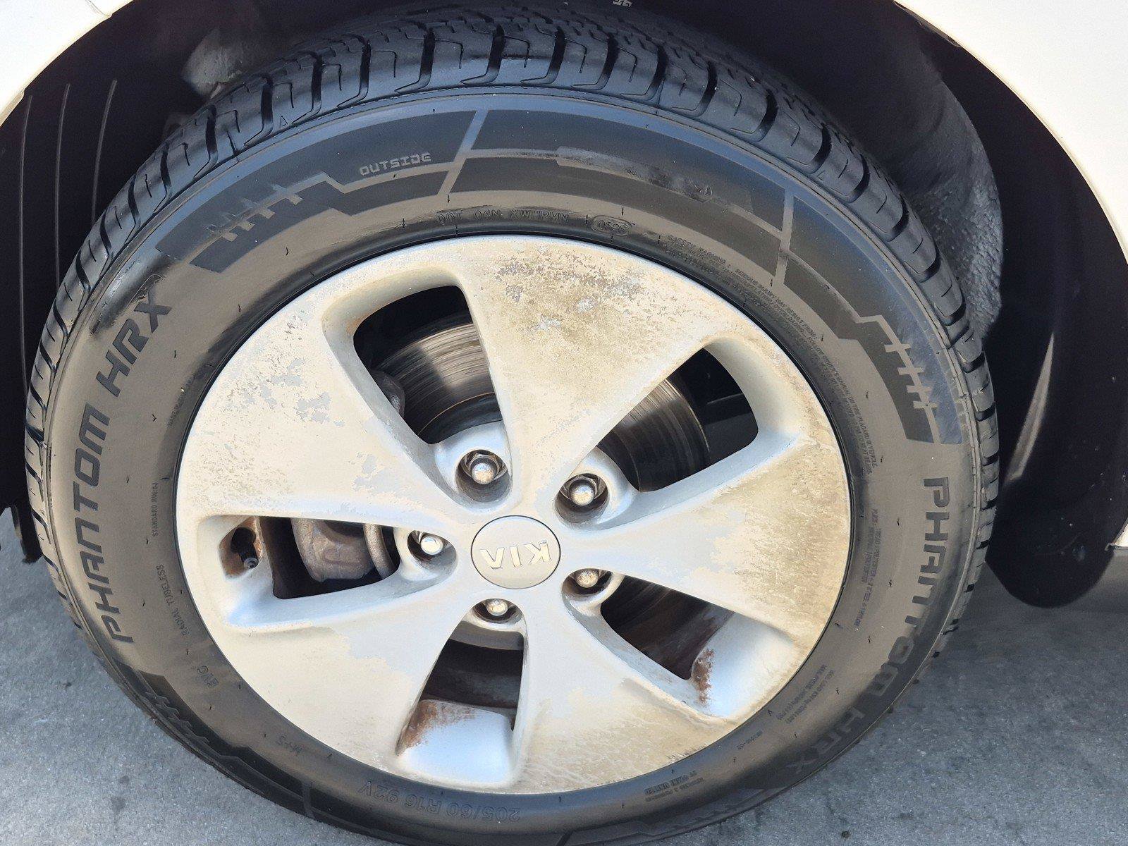 Used 2015 Kia Soul FWD image 15