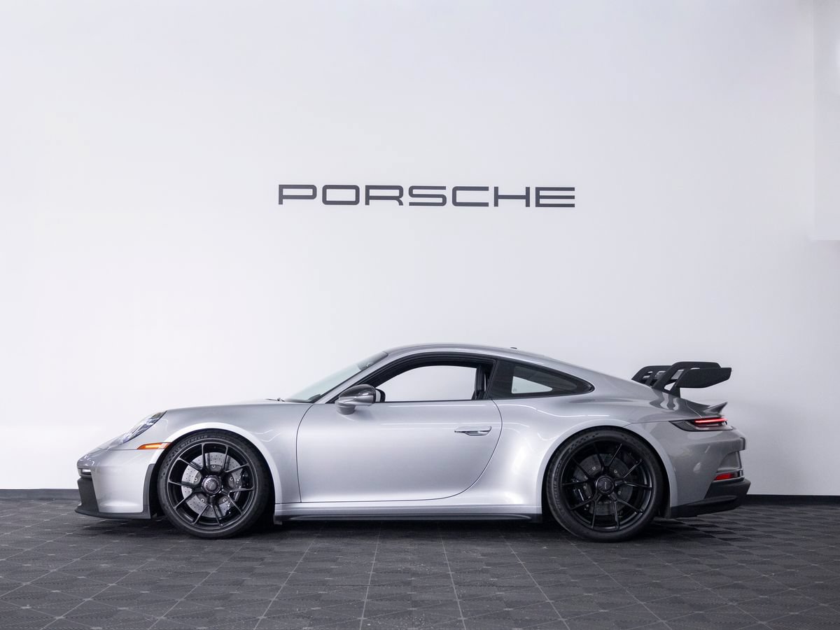 Certified 2024 Porsche 911 GT3 RWD image 2
