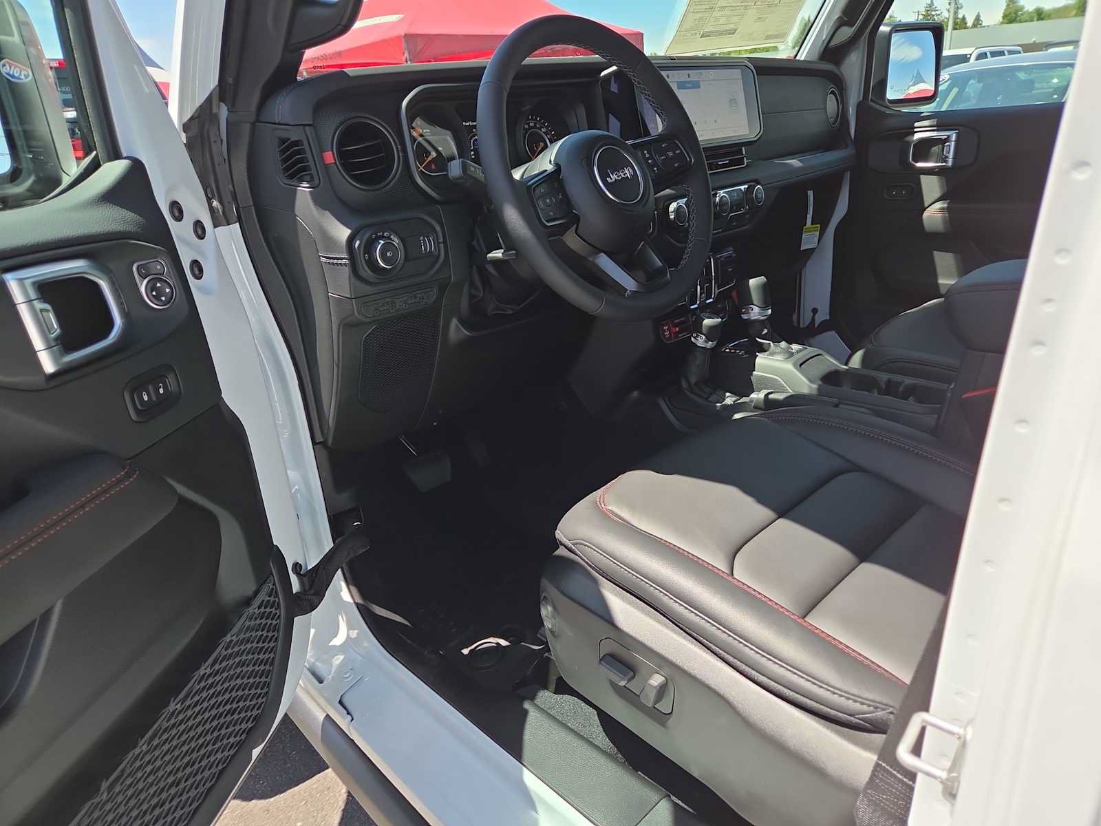 New 2026 Jeep Wrangler Unlimited Rubicon AWD/4WD image 10