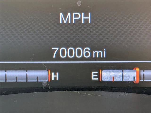 Used 2018 Jeep Renegade Latitude w/ UConnect 8.4 Nav Group image 15