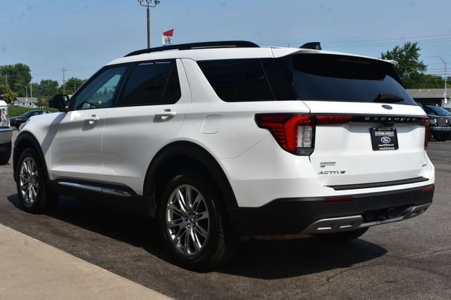 Used 2025 Ford Explorer Active w/ Active Comfort Package AWD/4WD image 15