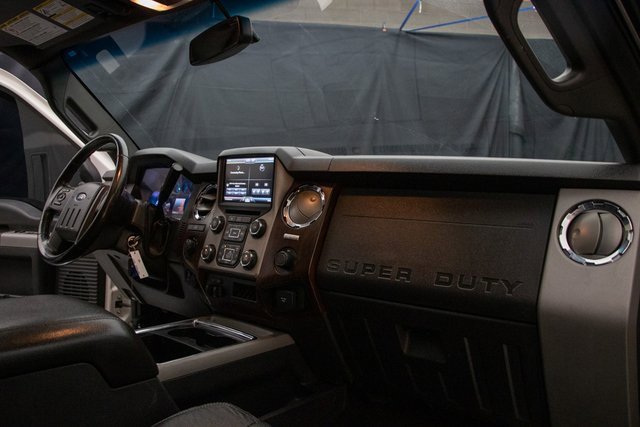 Used 2015 Ford F350 Lariat w/ Lariat Ultimate Package image 16