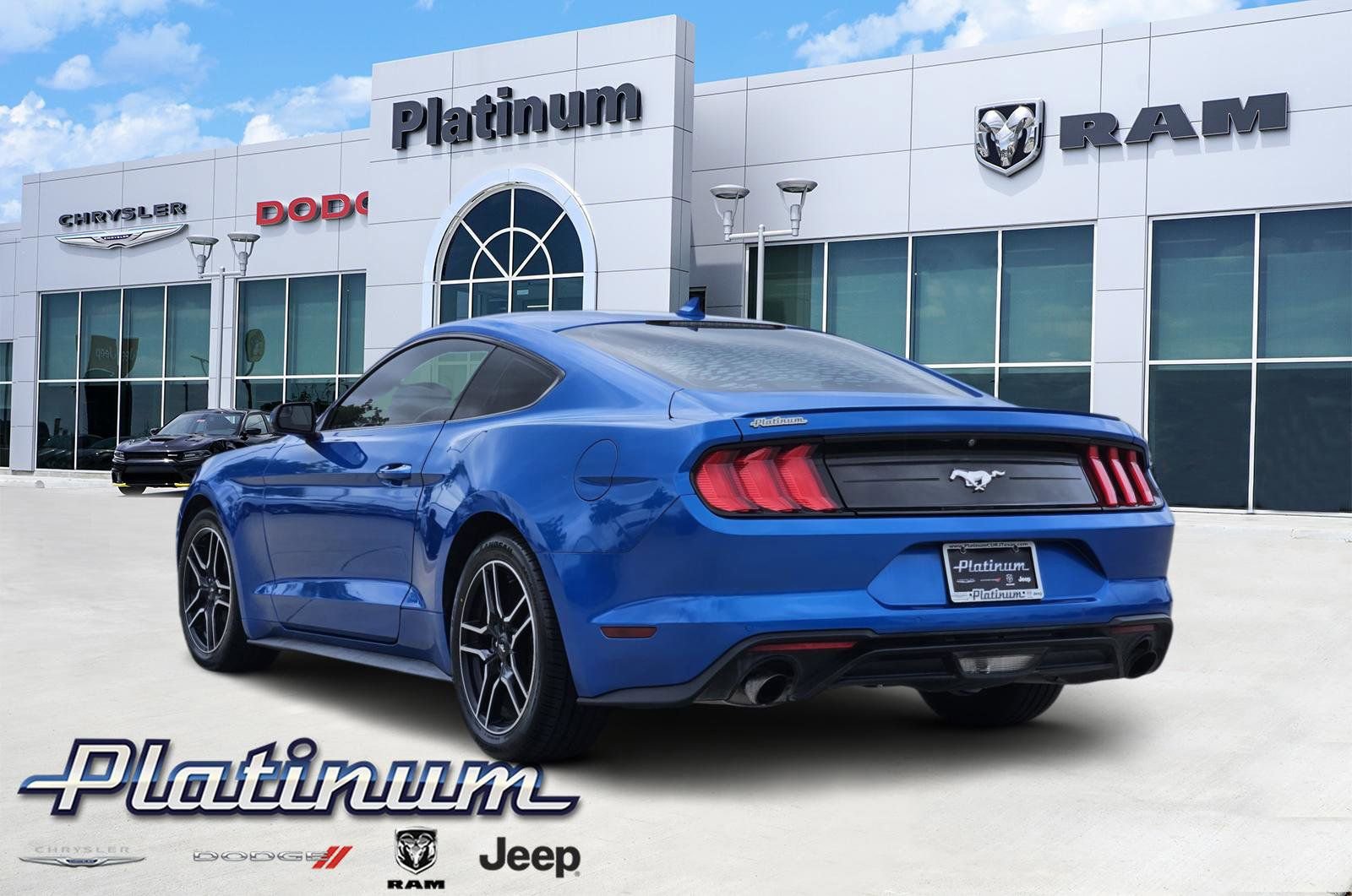 Used 2020 Ford Mustang Coupe w/ Equipment Group 101A RWD image 4