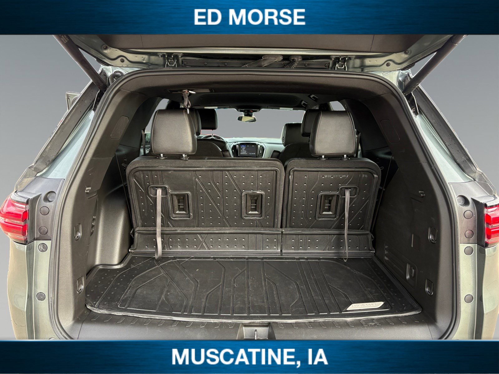 Used 2023 Chevrolet Traverse LT w/ LPO, Floor Liner Package image 18