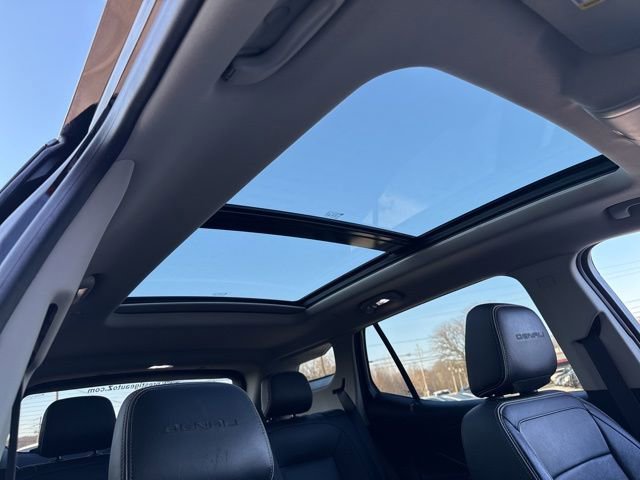 Used 2019 GMC Terrain Denali w/ Driver Alert Package II image 9