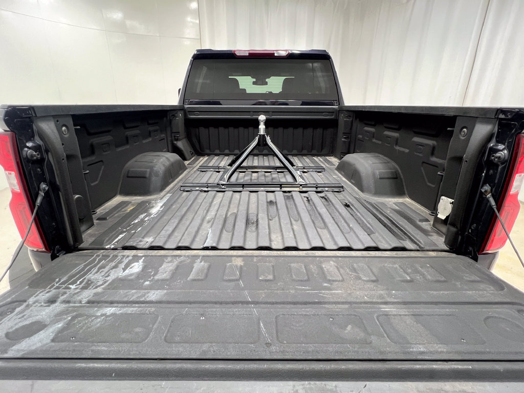 Used 2024 Chevrolet Silverado 2500 LTZ AWD/4WD image 28