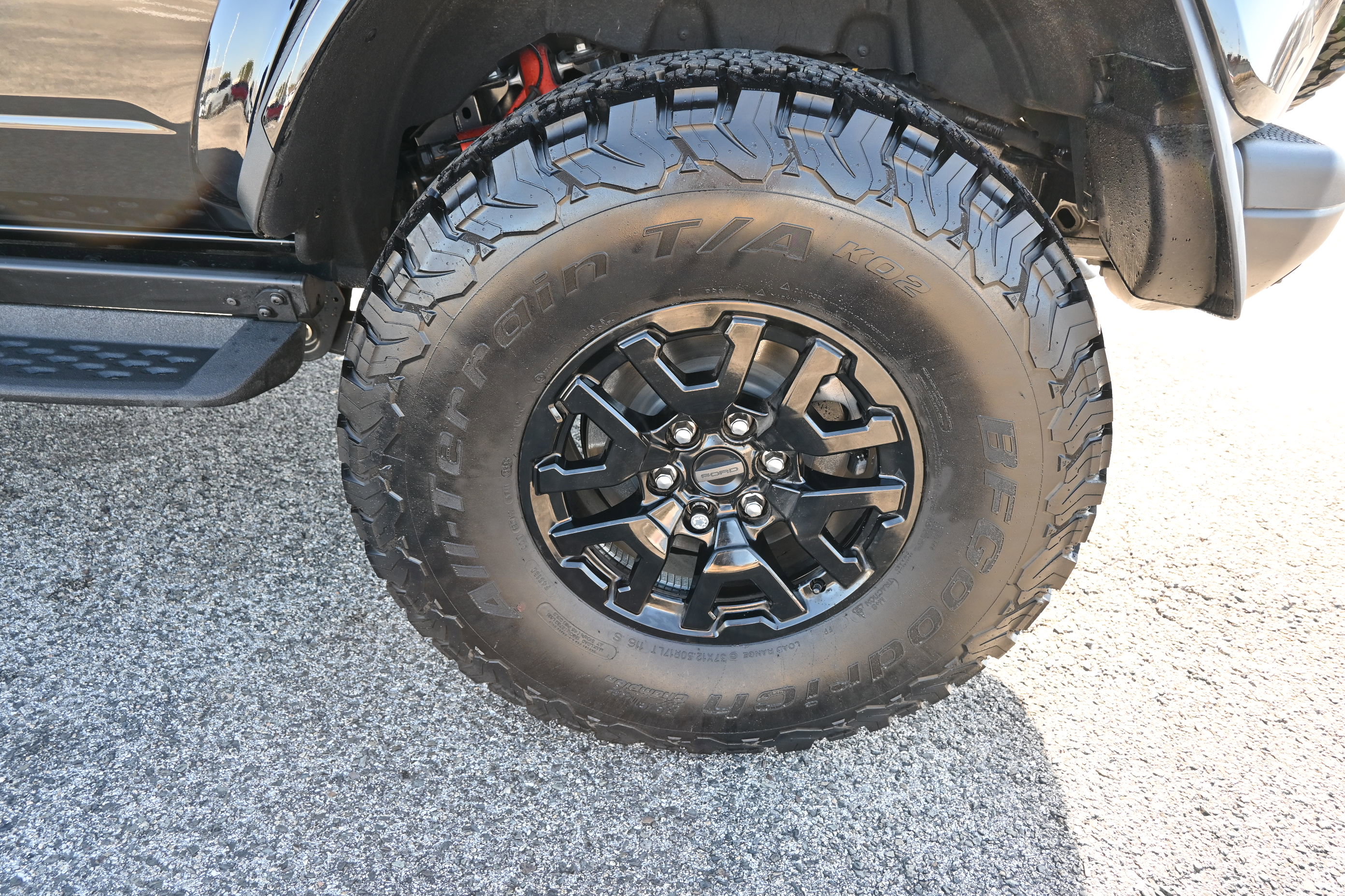 New 2025 Ford Bronco Raptor image 13