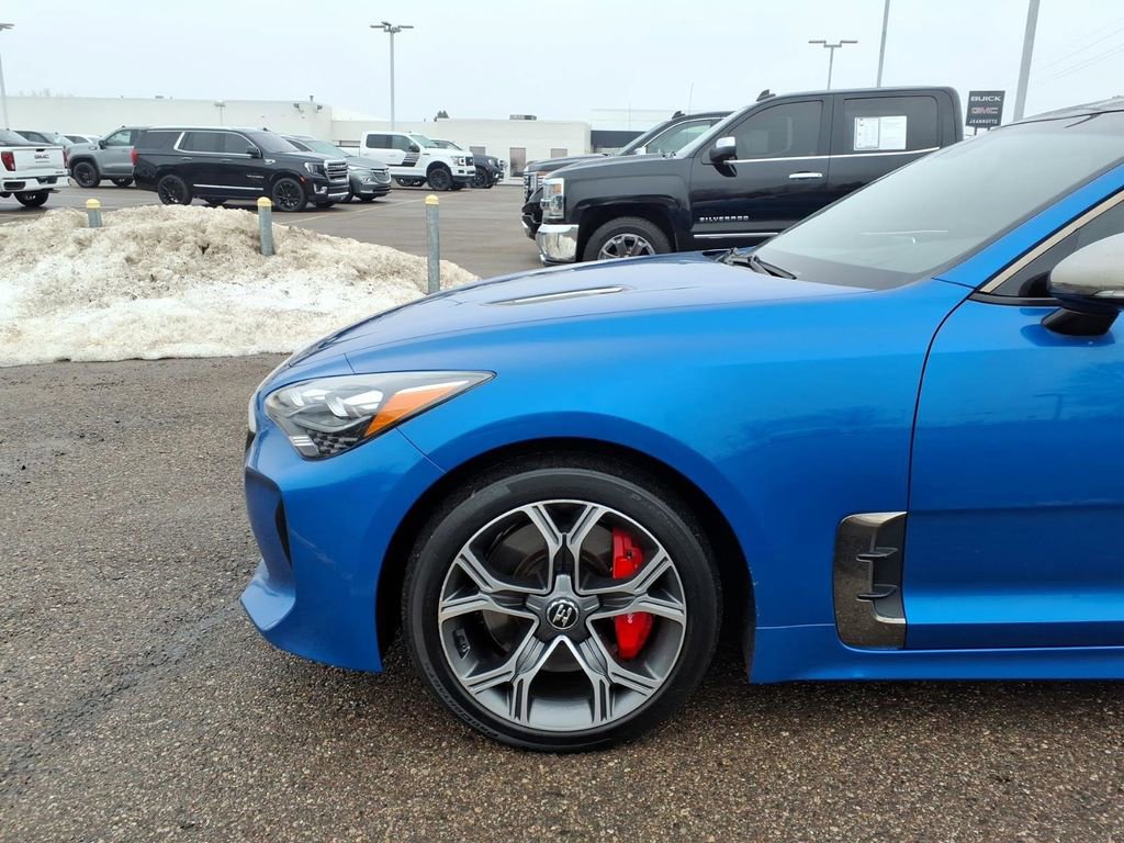 Used 2018 Kia Stinger GT2 w/ Paint Protection Package image 25