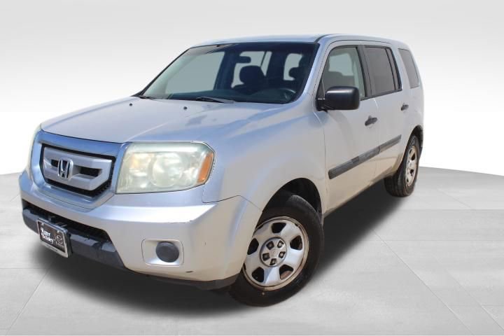 Used 2010 Honda Pilot LX image 1