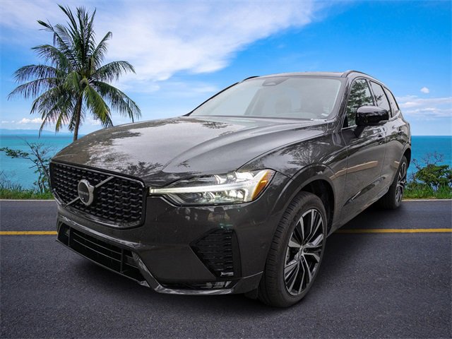 New 2025 Volvo XC60 B5 Plus w/ Climate Package image 7