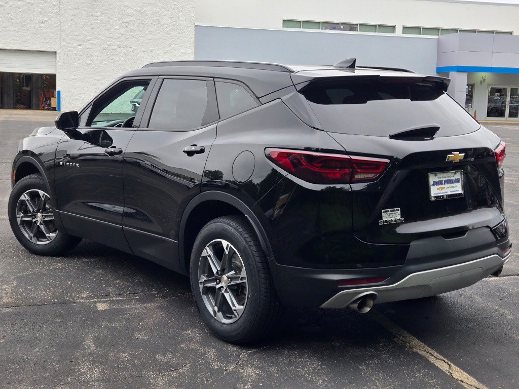 Certified 2023 Chevrolet Blazer LT w/ Convenience Package FWD image 15