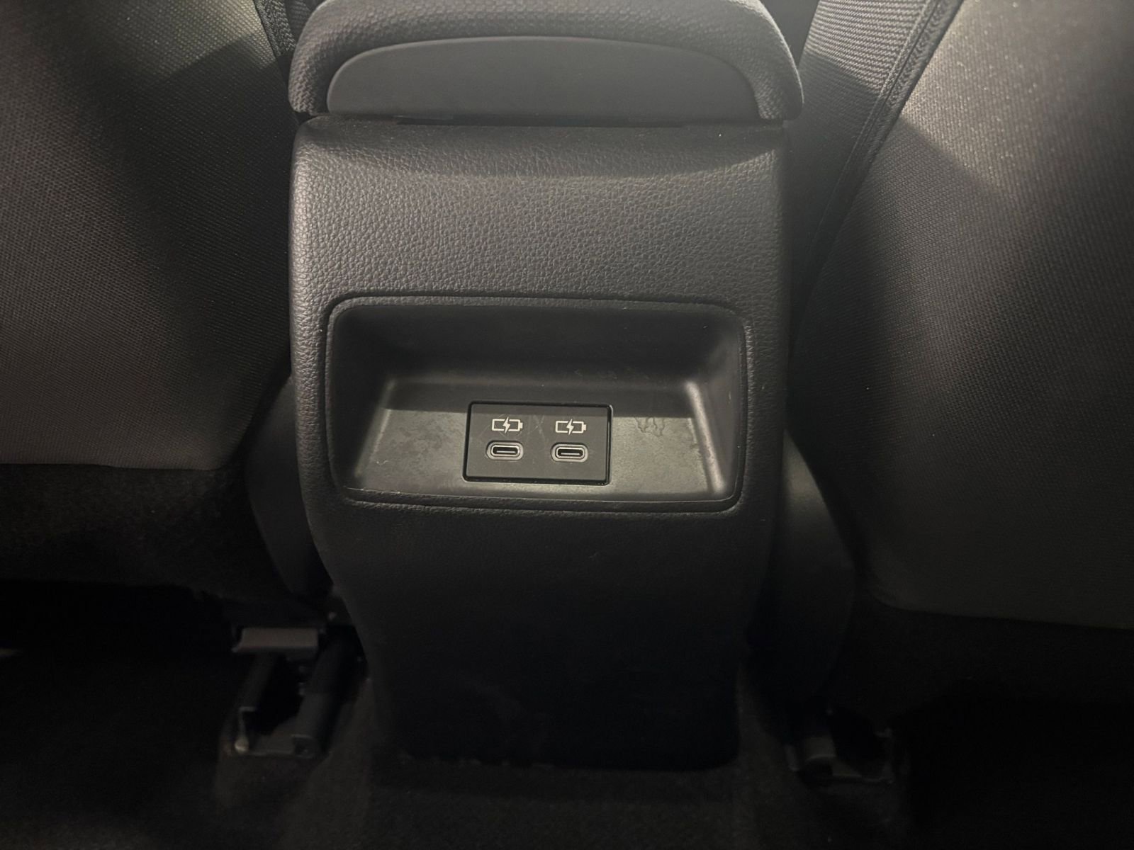 Used 2025 Toyota Corolla LE image 23