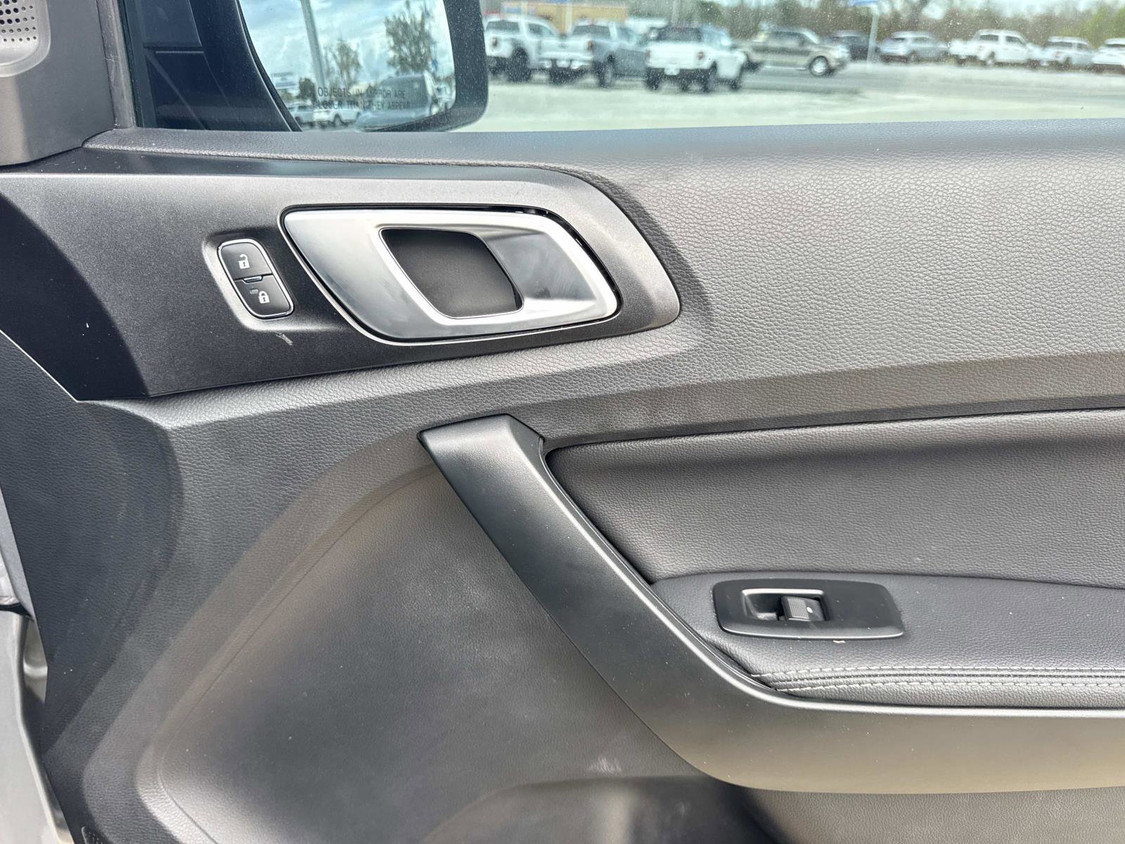 Used 2021 Ford Ranger Lariat w/ Tremor Off-Road Package image 14