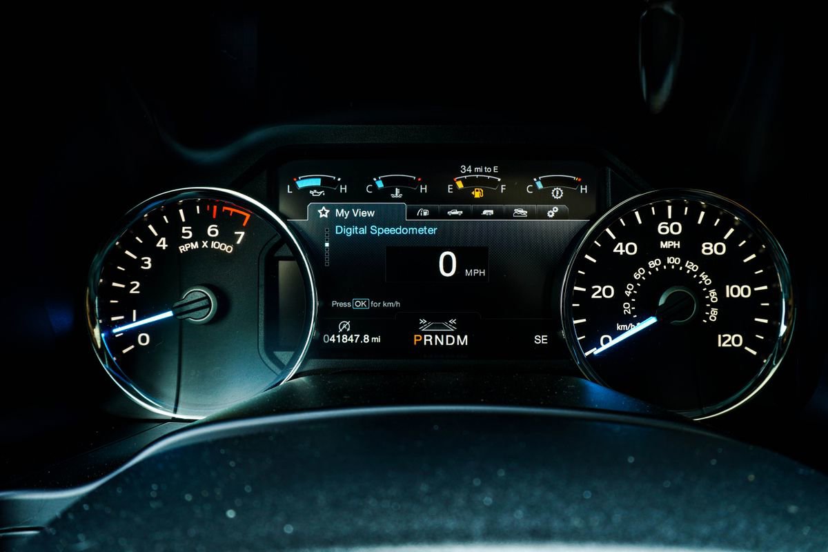 Used 2019 Ford F150 Platinum w/ Equipment Group 701A Luxury image 33