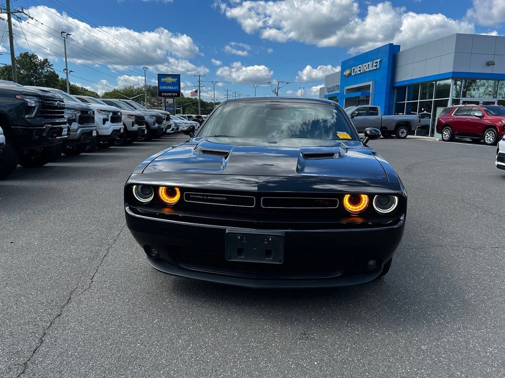Used 2016 Dodge Challenger R/T Plus RWD image 4