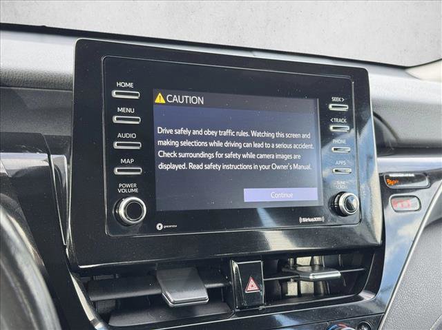 Used 2024 Toyota Camry SE image 14