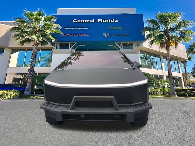 Used 2024 Tesla Cybertruck AWD Crew Cab image 3