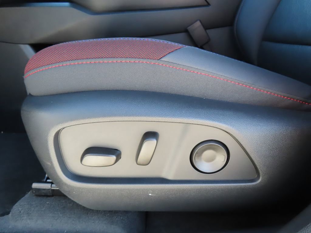 New 2026 Chevrolet Equinox RS w/ Convenience Package III AWD/4WD image 7