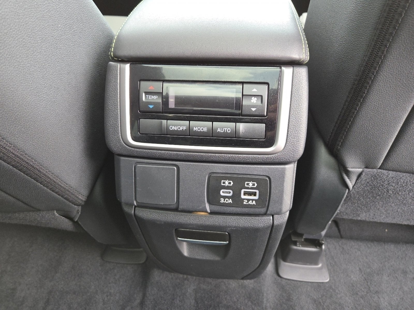 Used 2024 Subaru Ascent Onyx Edition w/ Popular Package Onyx AWD/4WD image 24