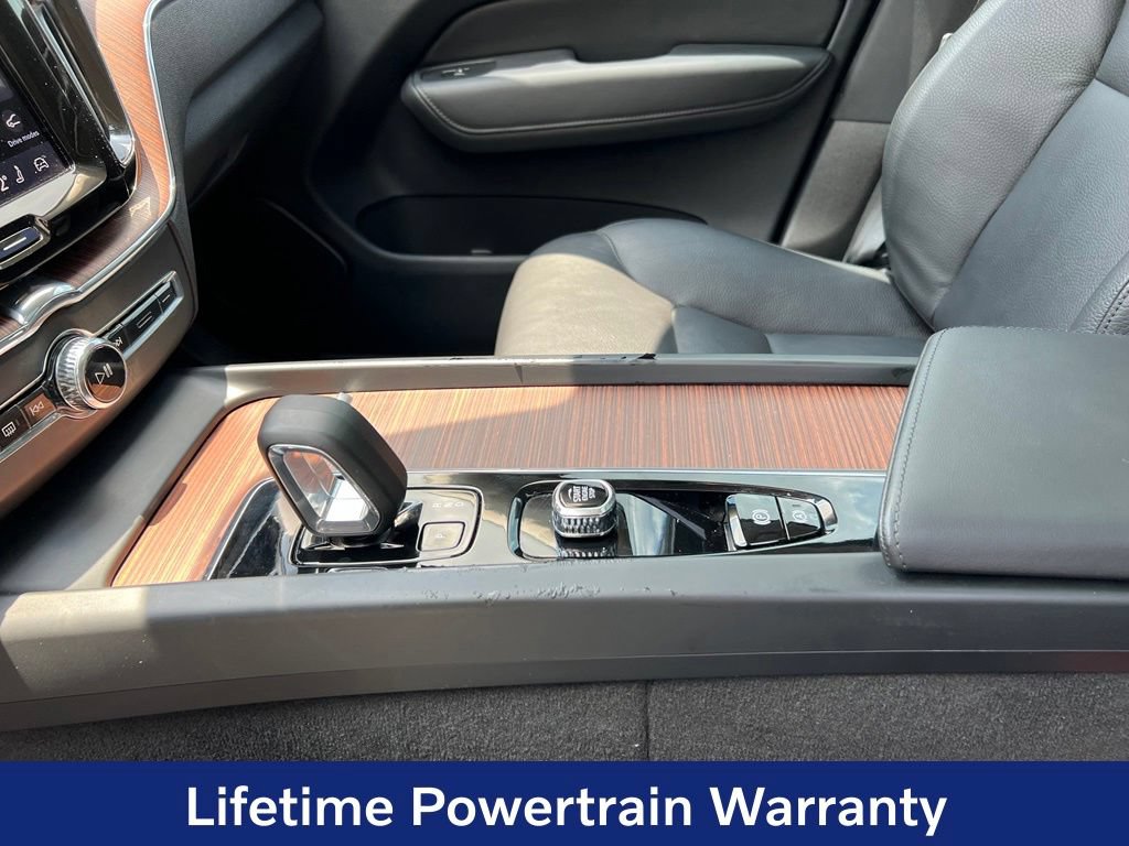 Certified 2024 Volvo XC60 B5 Core AWD/4WD image 14