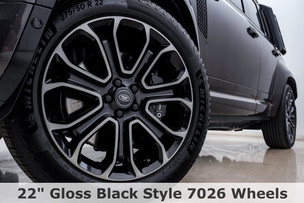 Used 2025 Land Rover Defender 110 image 5